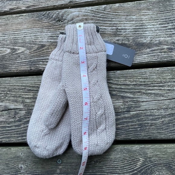 Mittens: Hot Paws Women's Knit Mittens with Fleece Lining - Picture 6 of 8